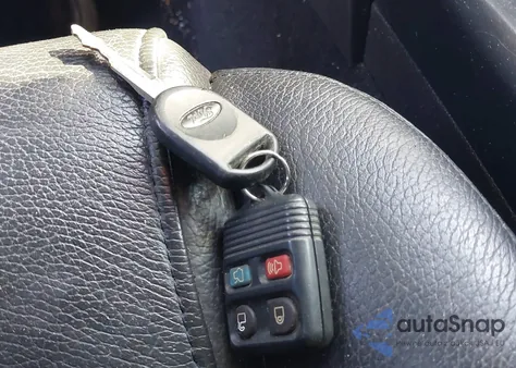 2008 Ford Mustang Gt Deluxe/Gt Premium from USA, damaged, VIN 1ZVHT82H885187236